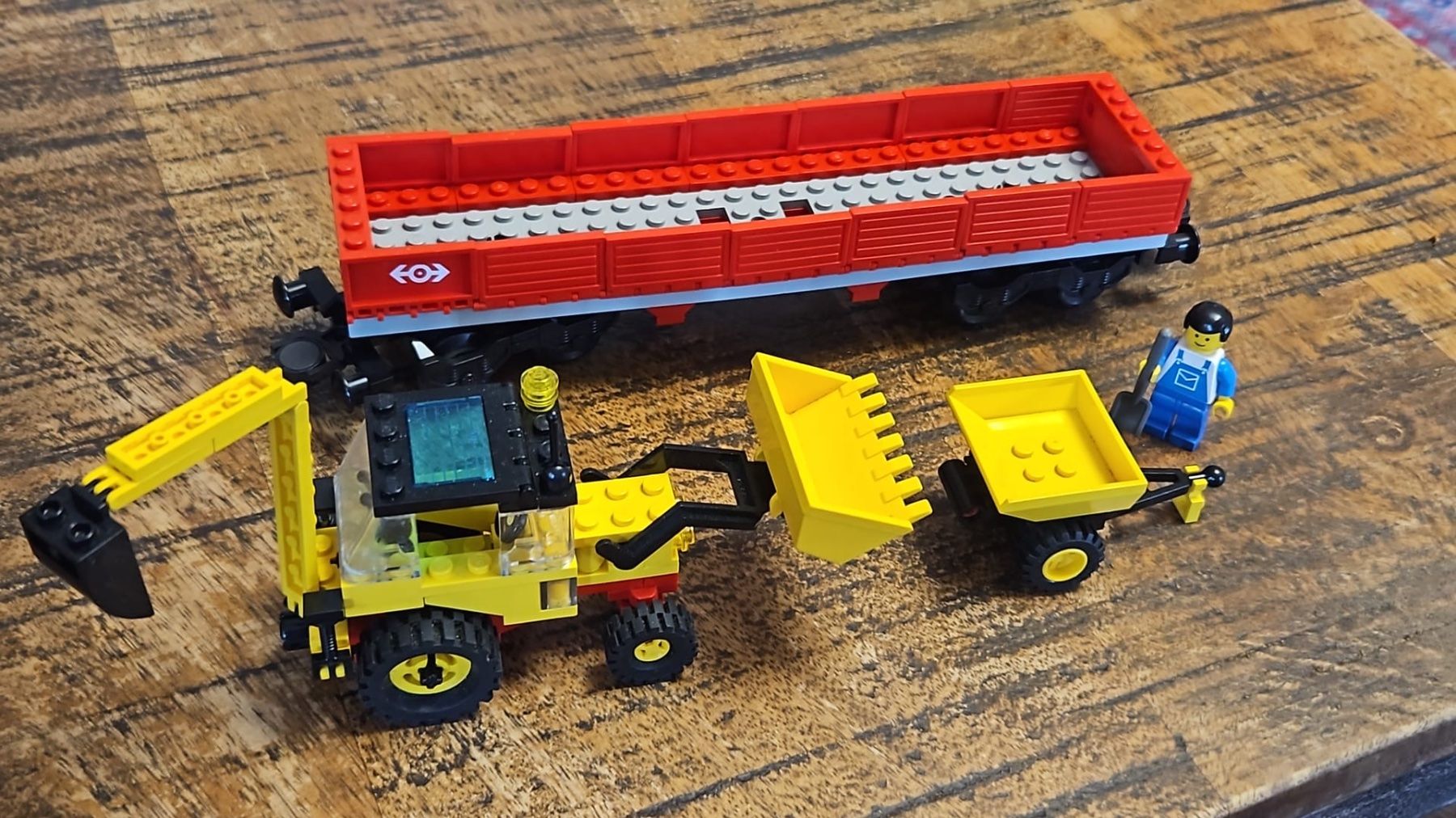 Lego Baukästen: Lego 4543 Railroad Tractor Flatbed – Gebraucht aus confignon von chachou79