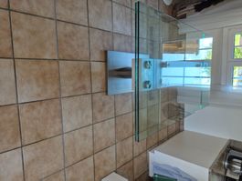 Esstisch Glas Metall ausziehbar gebraucht guter Zustand
