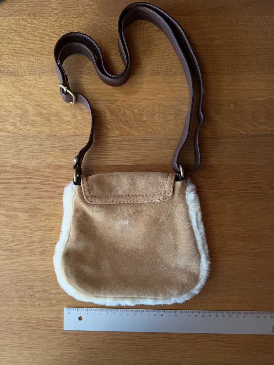 Ugg Borse: UGG Handtasche  – Nuovo (secondo la descrizione) da Salenstein venduto da Nadjasov 1