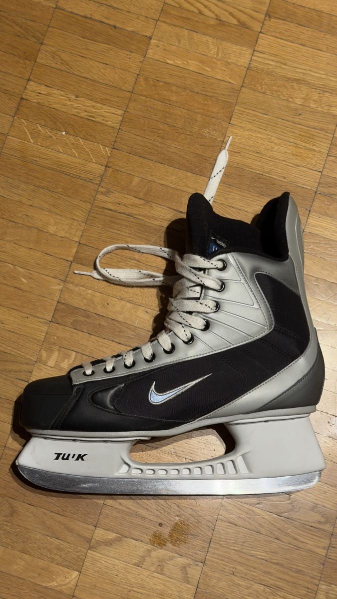 Nike Schlittschuhe: Patin à glace Nike 47 – Gebraucht aus Carouge GE von qaliss22