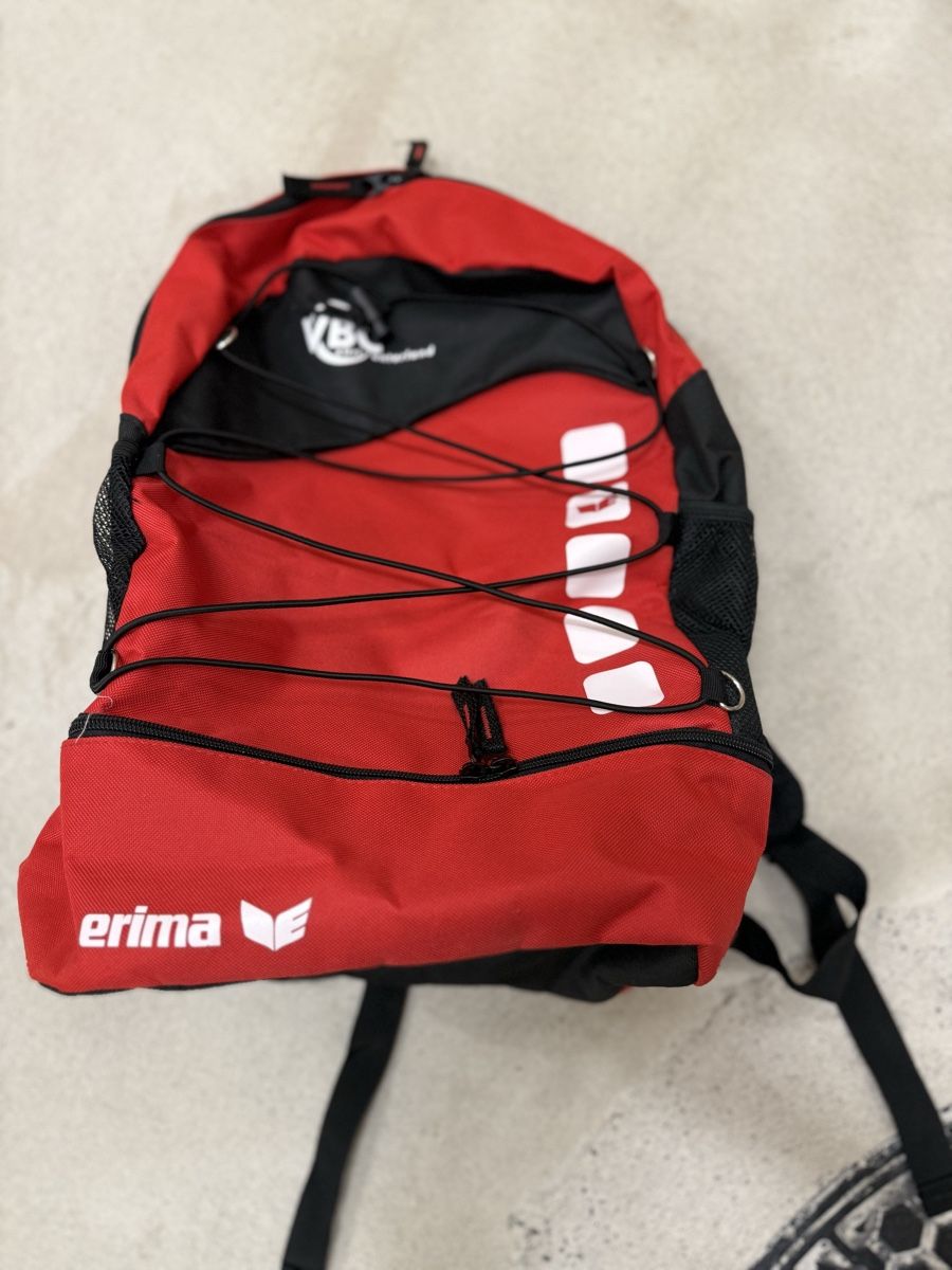 Erima Zaini: Roter Erima Sportrucksack – Usato da Bülach venduto da tamara1301