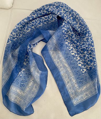 Seiden Foulard 🌸