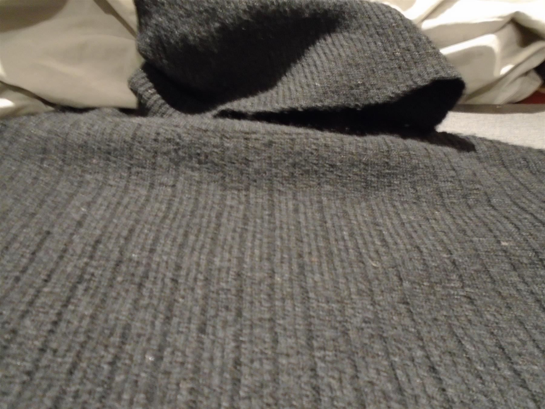 Pulls & Sweat-shirts: Rollkragenpullover ca. Grösse 38, even&o – D'occasion à Zürich par abraxas1291 1
