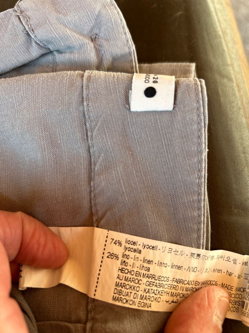 Zara Pantaloni: Pantalon Zara – Usato da Courrendlin venduto da loko2910 5