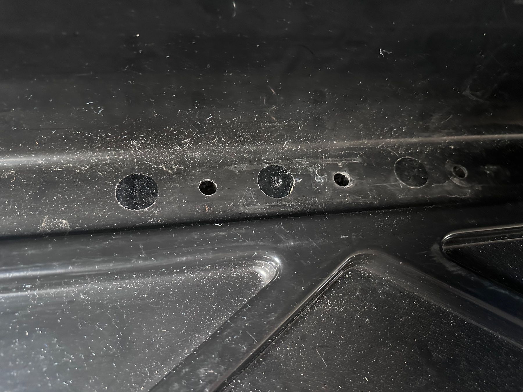 Barres de toit: Dachbox mit THULE Dachträger – D'occasion à Engelburg par Shantaram01 3