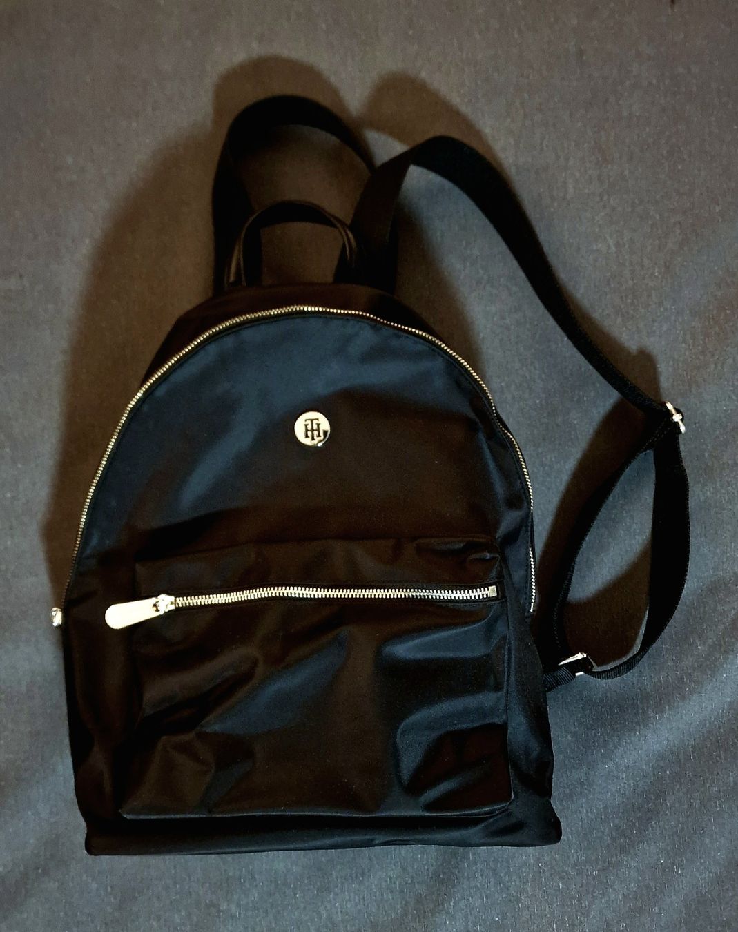 Tommy Hilfiger Rucksäcke: Tommy Hilfiger Rucksack – Neu (gemäss Beschreibung) aus Solothurn von Legolas15