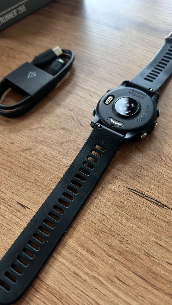 Garmin Smartwatch: Garmin Forerunner 255 – D'occasion à Engelberg par ejierfaijs 3