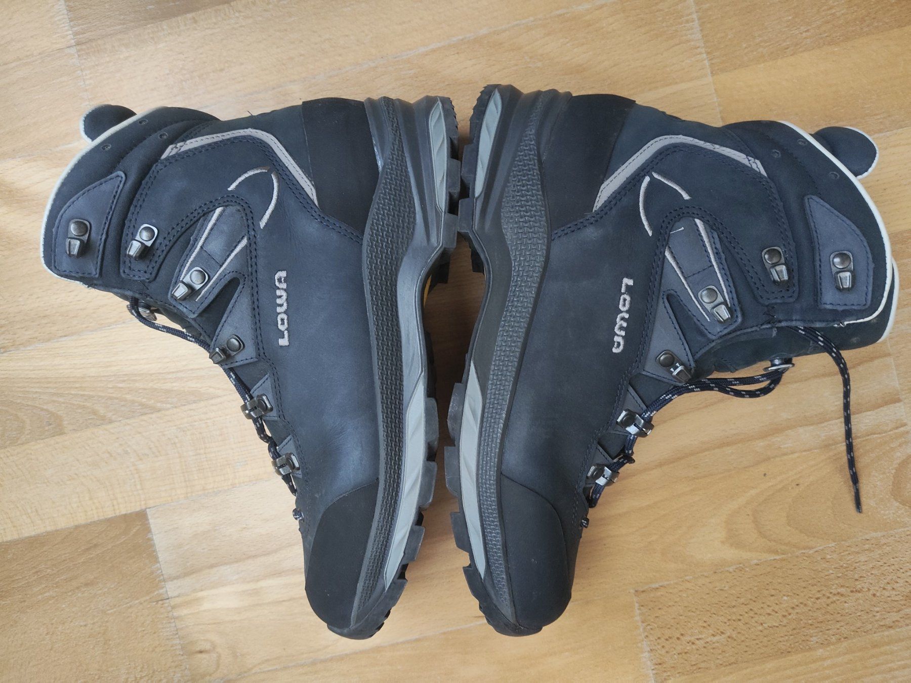 Lowa Scarpe da donna: Lowa Mauria Evo LL Ws 41.5 breit – Usato da Bern venduto da postville 1