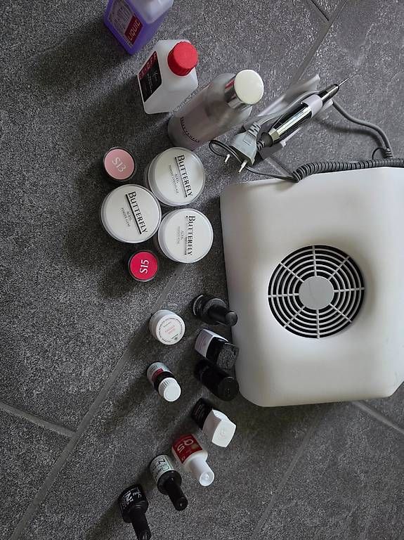 Unghie finte: Grosses Nailset zu verkaufen – Usato da Fulenbach venduto da jenny911