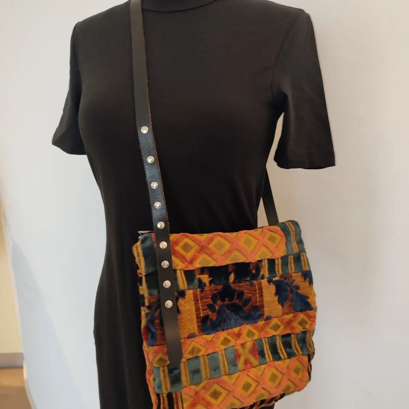 Borse da donna: Spezieller  Tasche – Nuovo (secondo la descrizione) da Bellikon venduto da MellonCollieMitTwint 5
