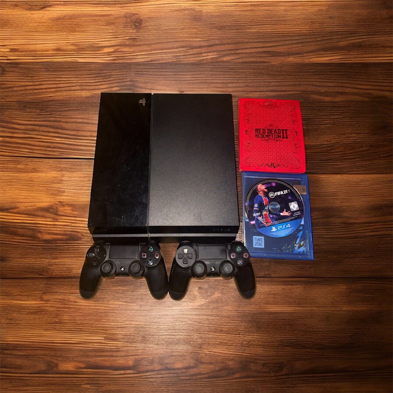 Sony Console: Sony Playstation 4 mit 2 Controller und 2 Games - Top! – Usato da Volketswil venduto da SuperMan1988 1