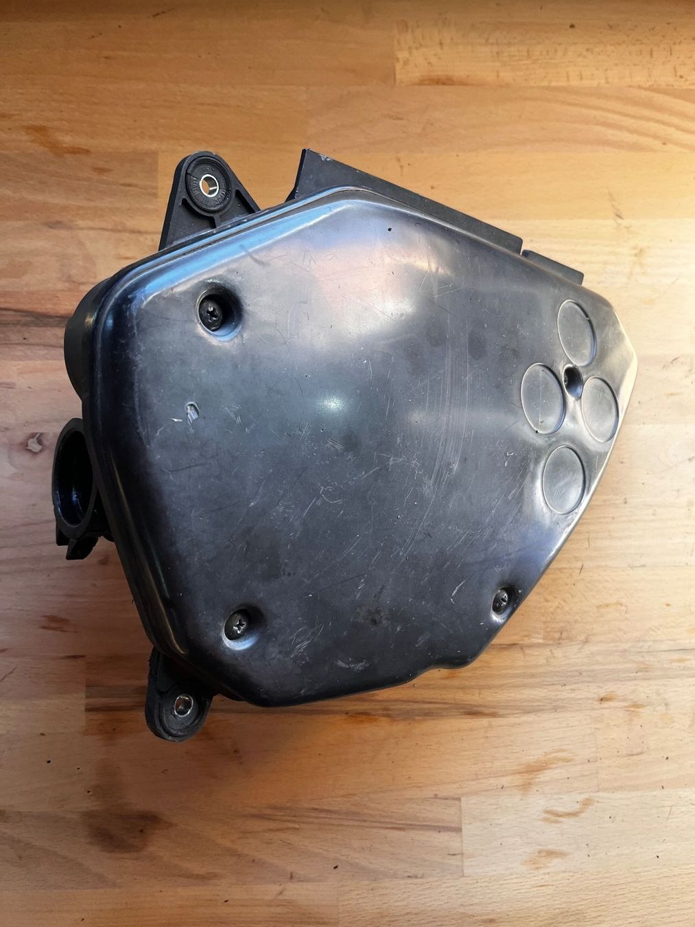 Suzuki Tutti i ricambio per moto: Luftfilterkasten Suzuki TS 125 – Usato da Villnachern venduto da stephang2007