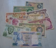 Lot ++ 10 alte Banknoten aus Cypern ab 1979