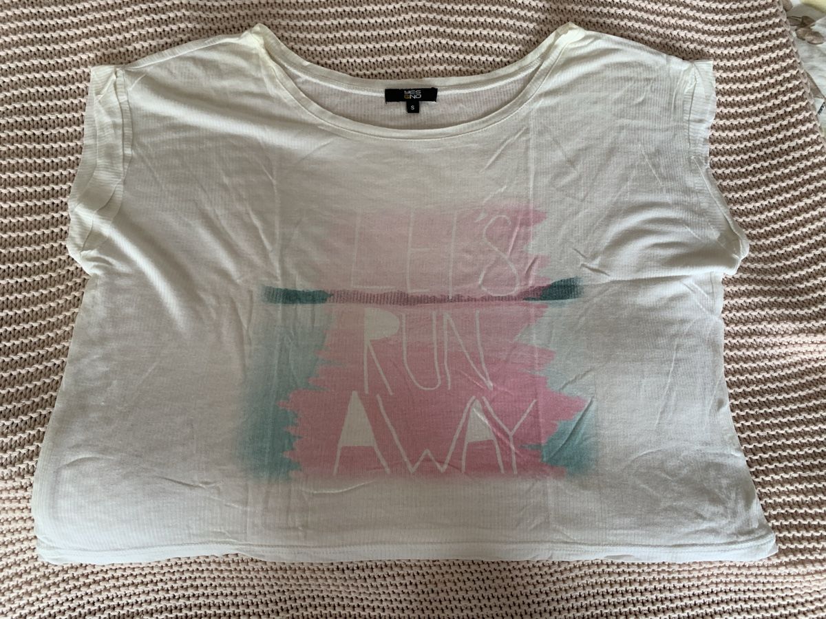 T-shirt: T-shirt blanc fluide – Usato da Montreux venduto da Izapeche811