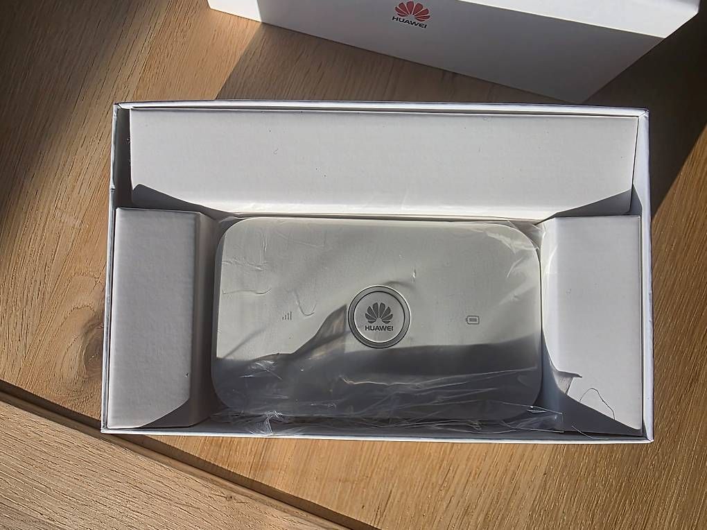 Modems & Router: Huawei Mobile WiFi Router E5573C – Gebraucht aus Zürich von Rip2 2