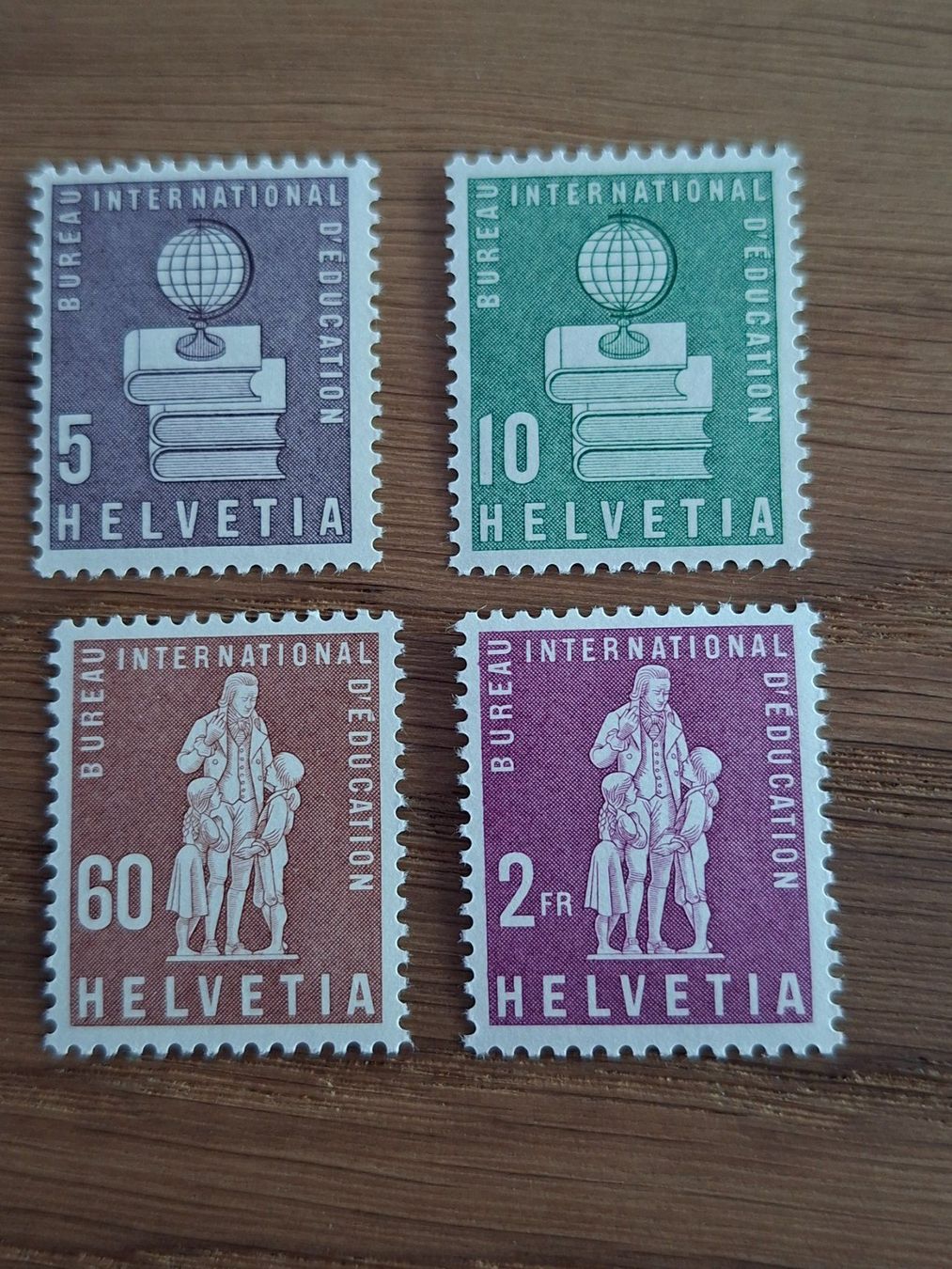 Tutti i francobolli: Dienstmarken: BIE 1958 – Nuovo (secondo la descrizione) da Hinterkappelen venduto da 1399