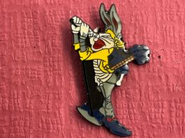 Comic Pin