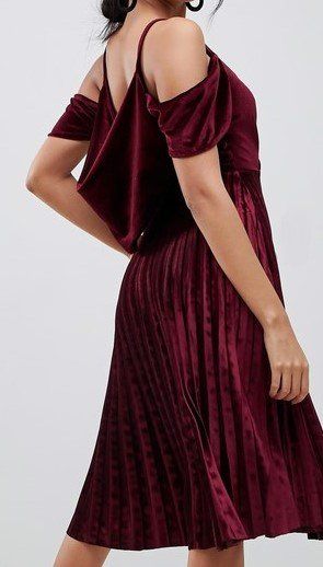 Asos Vestiti: Rotes Maxikleid der Marke ASOS Gr. 36 – Nuovo (secondo la descrizione) da Wetzikon ZH venduto da Bl4cki 4