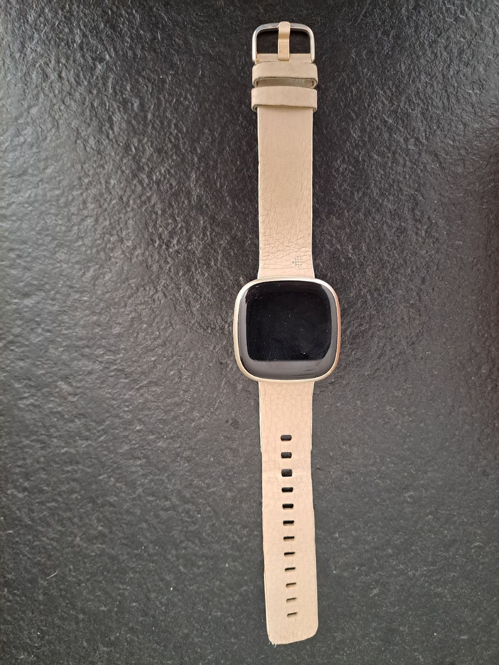 Fitbit Smartwatch: Fitbit Versa 3 – D'occasion à Willisau par Birrer3 1