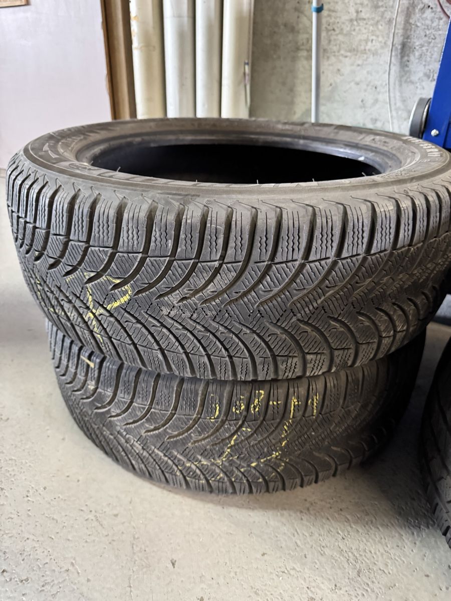 Pneumatici & Ruote complete: Michelin Alpin a4 215/55/17 – Usato da Bösingen venduto da ormiaszka