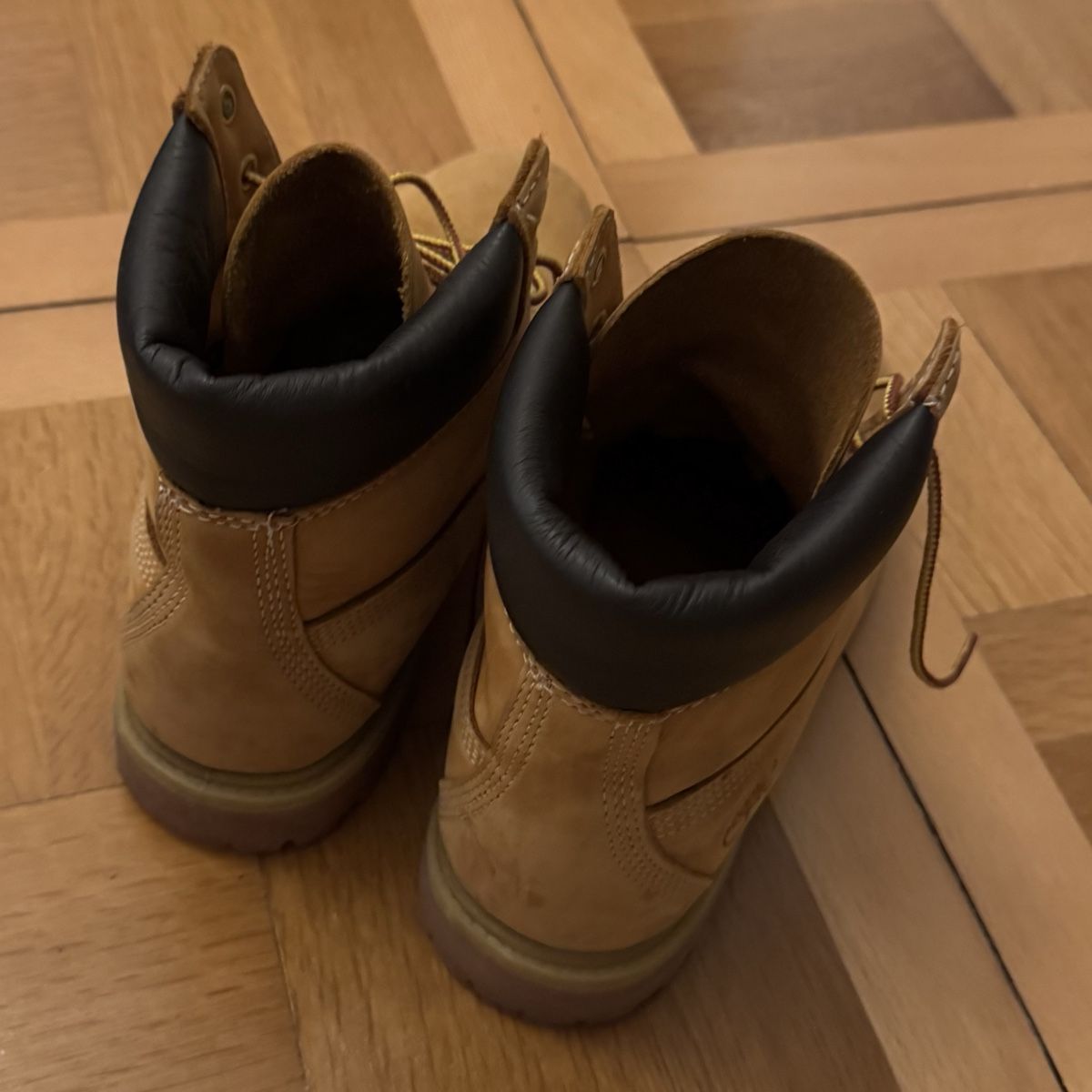 Timberland Scarpe da uomo: Timberland Boots Leather Size W9/EU 40 – Usato da solothurn venduto da mil_ja.t 2