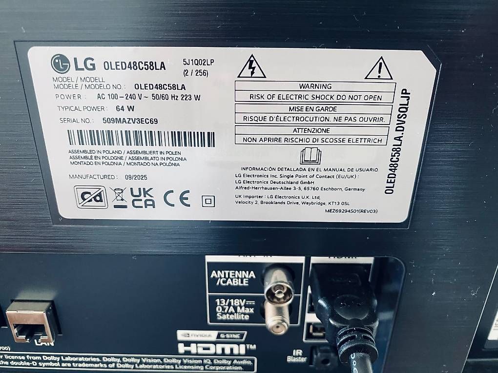 Televisori: Téléviseur Intelligent LG OLED42C57LA 48 "  – Usato da Monts-de-Corsier venduto da jl.schubiger 1