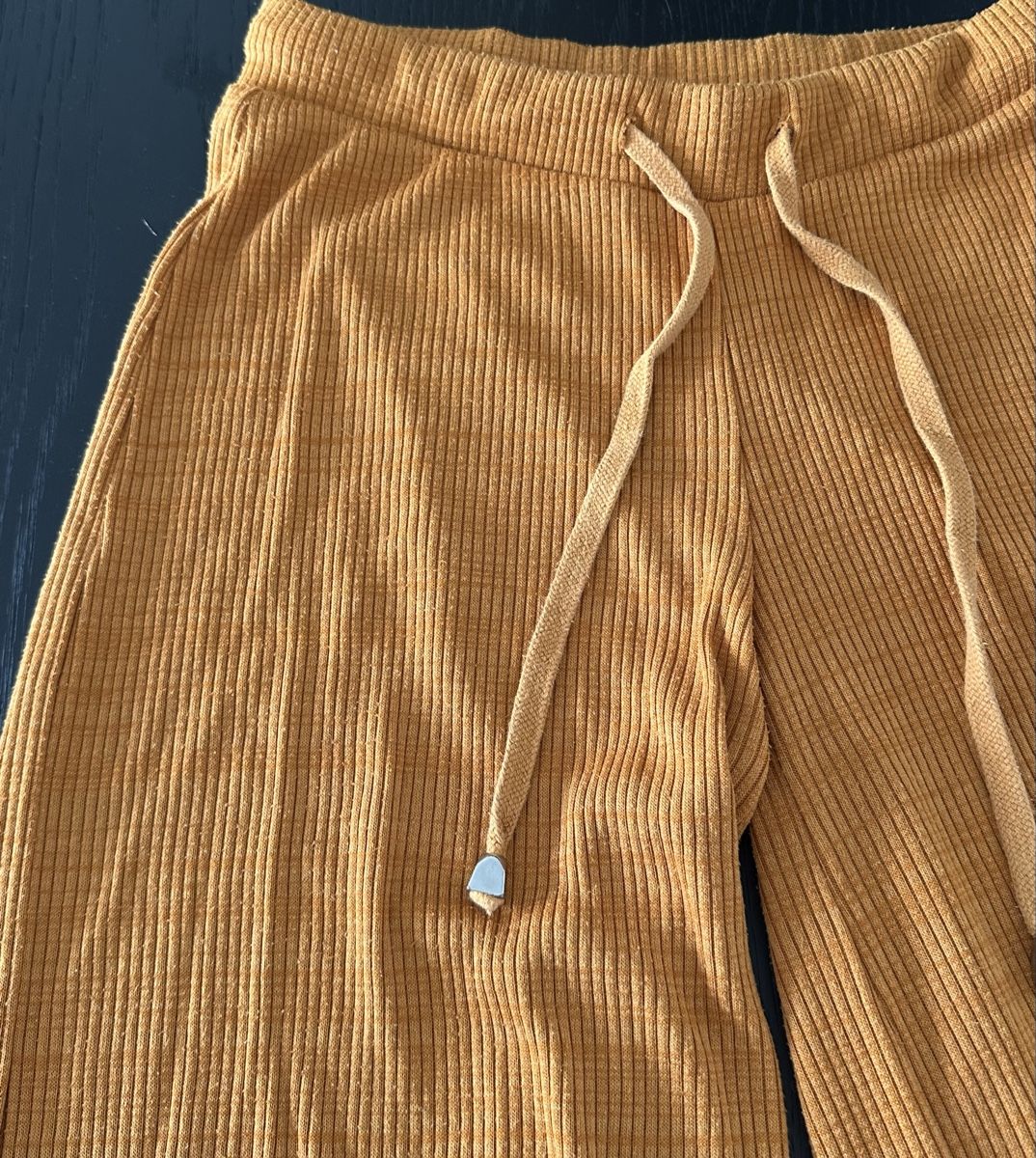 Zara Pantaloni: Zara Wide Leg Pants – Usato da Zürich venduto da juz_2t2j 2