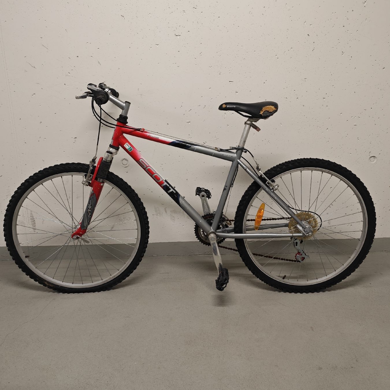 Scott Velos: Scott Pro-Spec "Mountain Light" Adventure Geometry 26" MTB – Defekt aus Kirchberg BE von SnoringMan