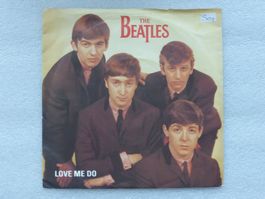 Vinyl Single   THE BEATLES
