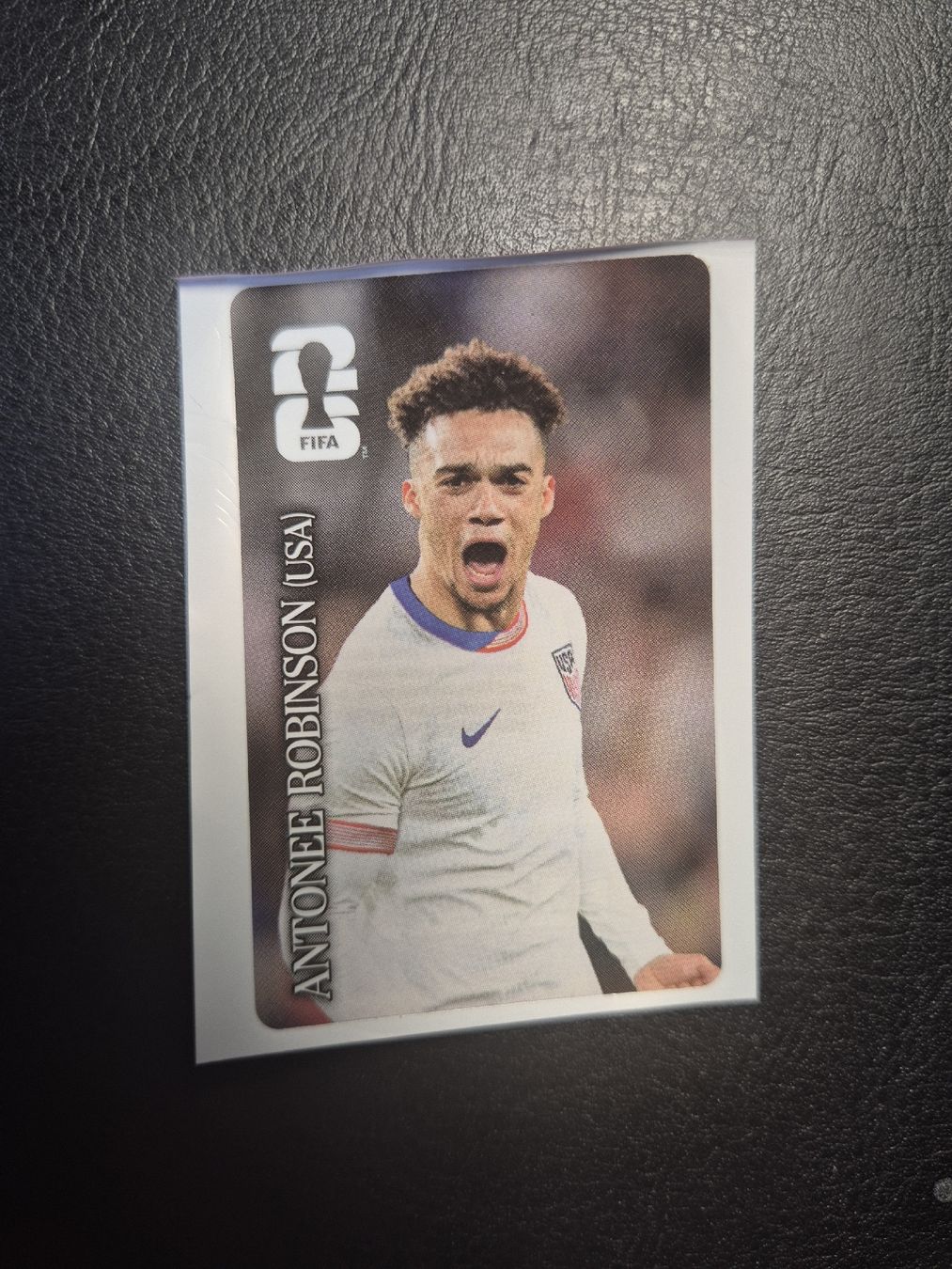 Panini Carte collezionabili: Cola Panini Antonee Robinson – Nuovo (secondo la descrizione) da Künten venduto da An44As26