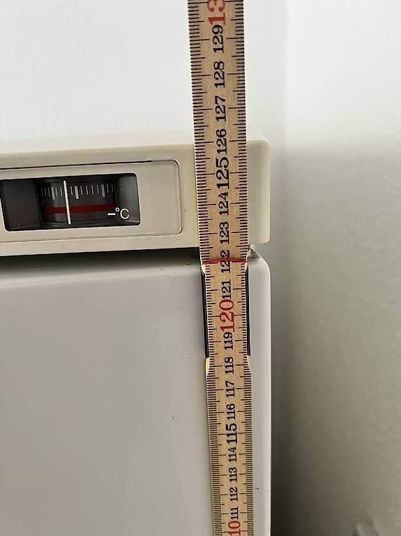 Congelatori: Tiefkühlschrank  – Usato da Biel/Bienne venduto da franz2504 2