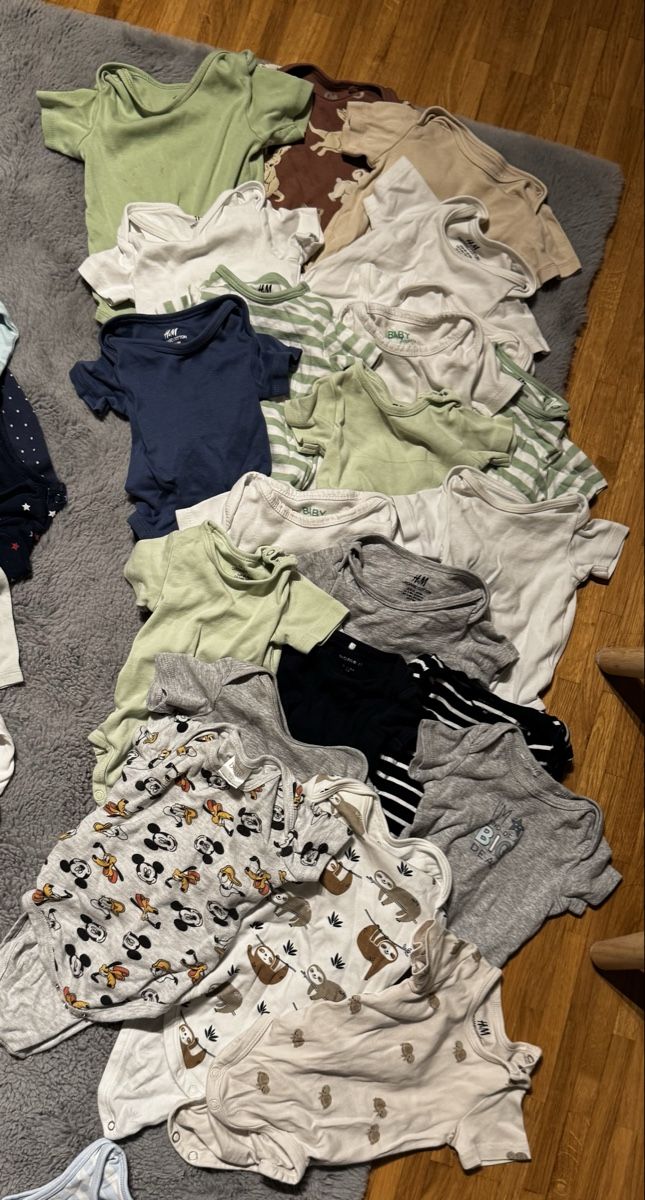 Kleiderpakete & -sets: Bodys 62-68 Jungen – Gebraucht aus Steinhausen von bln 1