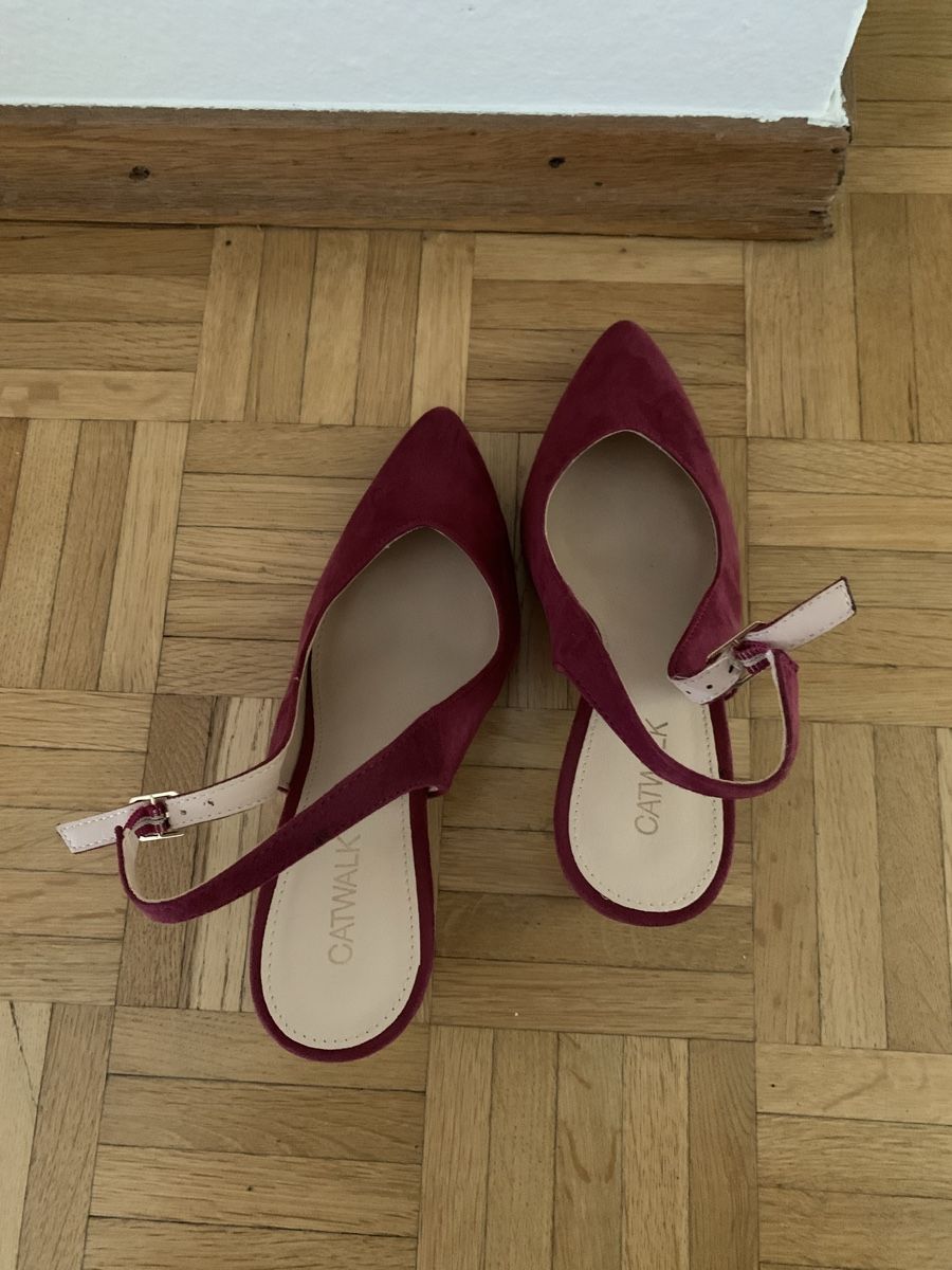 Scarpe da donna: wunderschöne Leder Sandalen, Gr. 39 – Nuovo (secondo la descrizione) da Uster venduto da snickers3 1