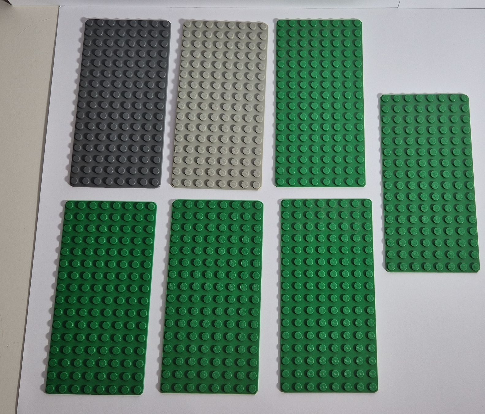 Lego Giocattoli: LEGO Platten 7 Stück 8x16 – Usato da Russikon venduto da RemosBausteine