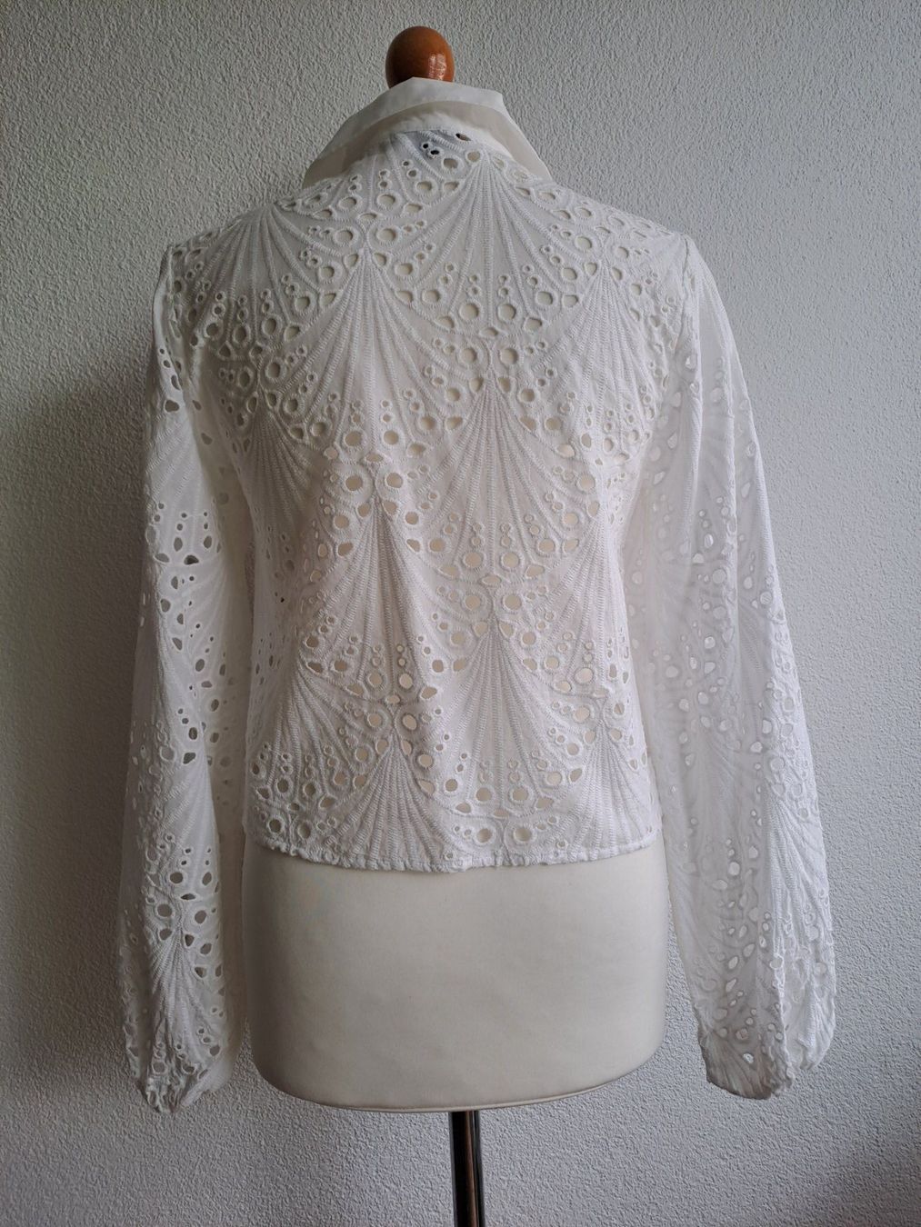 C&A Camicette: Statement-Bluse weiss C&A 34 – Nuovo (secondo la descrizione) da Volketswil venduto da ronbons 3