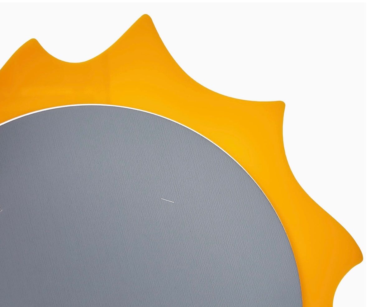 Spiegel: Glücklicher Sonne-Acryl-Spiegel 30cm – Neu und originalverpackt aus Basel von Seifehuesli 1