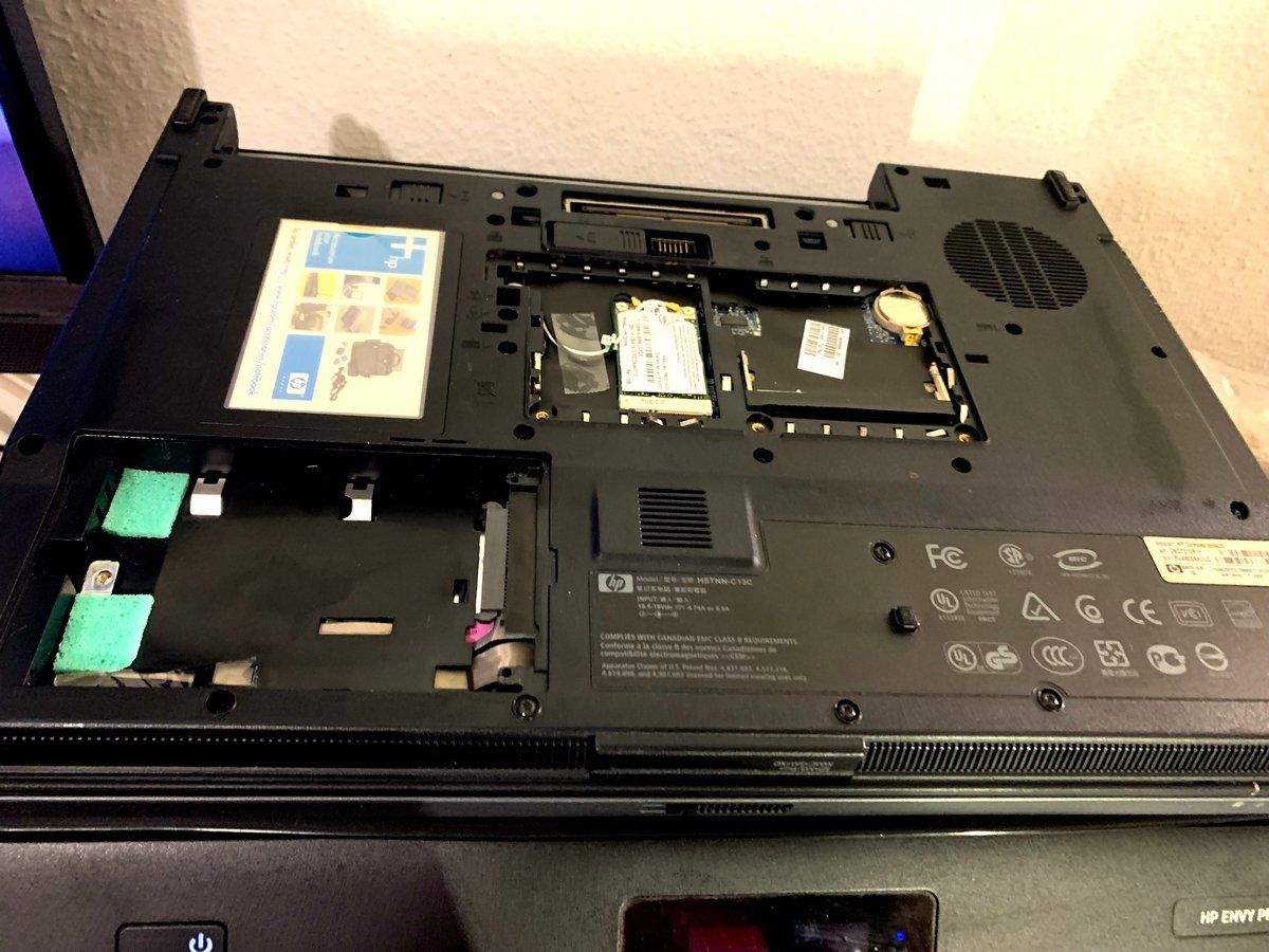 Hewlett Packard Portables: HP COMPAQ nx9420 – Défectueux à Emmen par newdeal1970 3