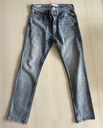 Jean Calvin Klein homme, coupe slim, comme neuf! W31 x L30