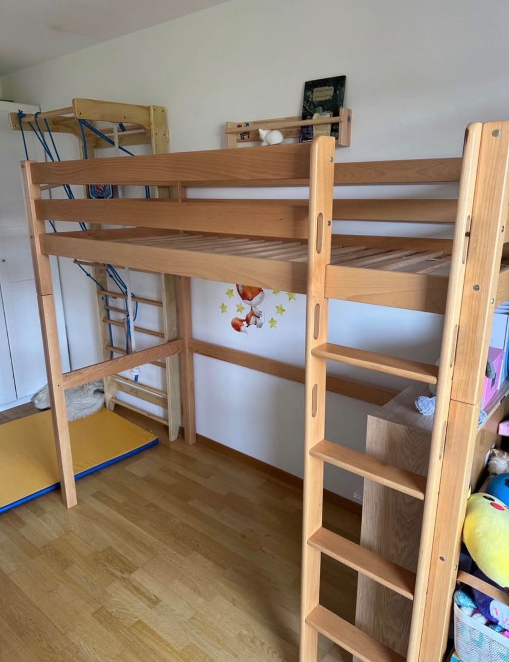 Betten: Solid Wood Loft Bed - Perfect for Kids' Bedrooms! – Gebraucht aus Genève von ter_tbb6 2