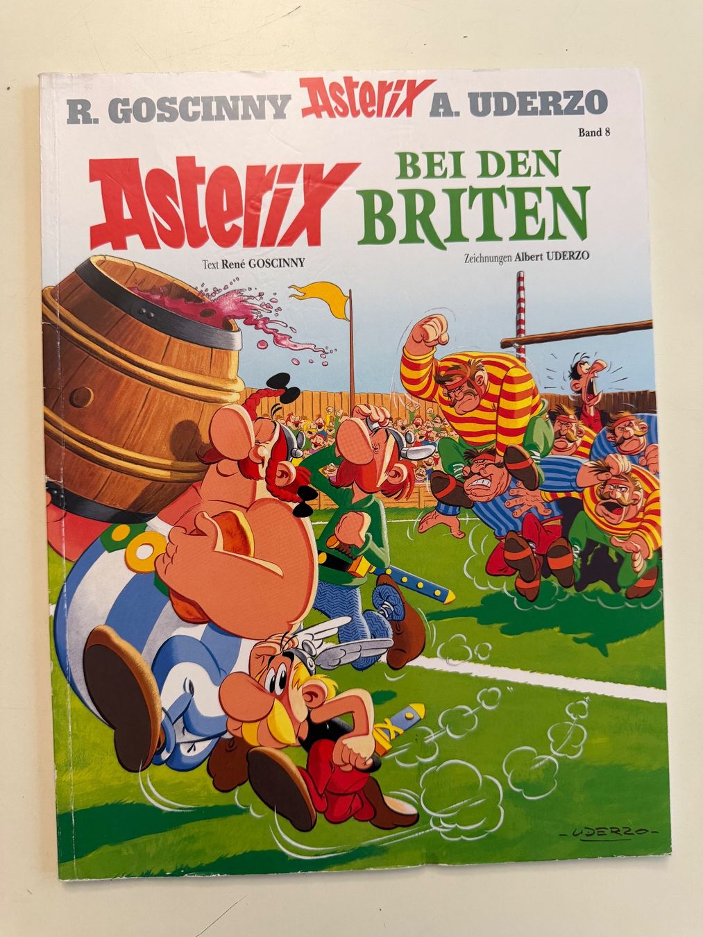Fumetti: Asterix bei den Briten Band 8 – Usato da Münsingen venduto da Ganjam