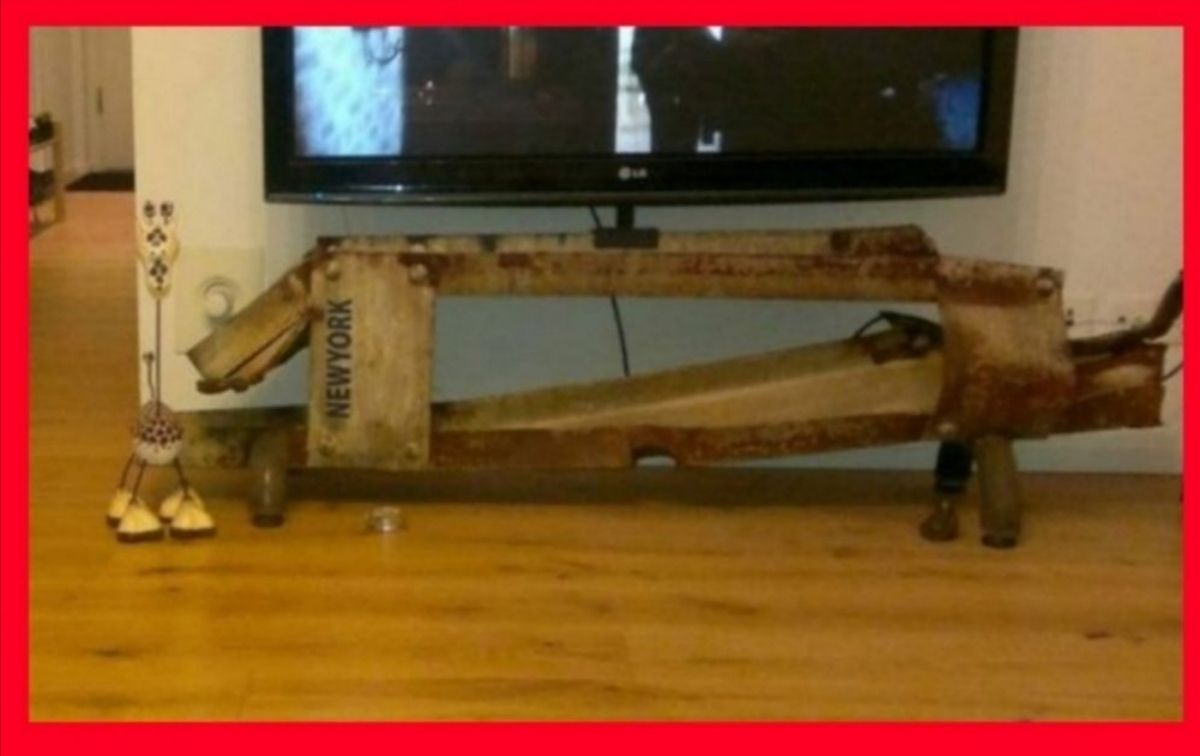 Mobili TV: Sideboard TV Möbel Stahlträger – Usato da Weinfelden venduto da Bab16