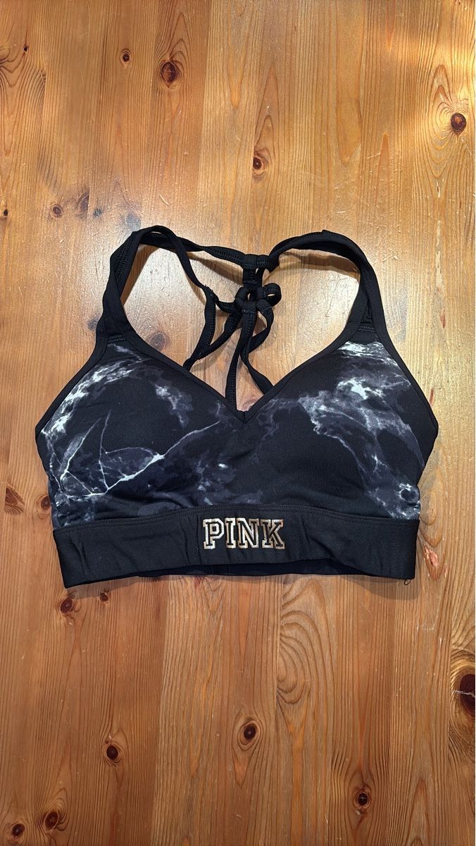 Tops: PINK Sport BH mit Marmorprint, Grösse S – Gebraucht aus Wabern von est_jw6s