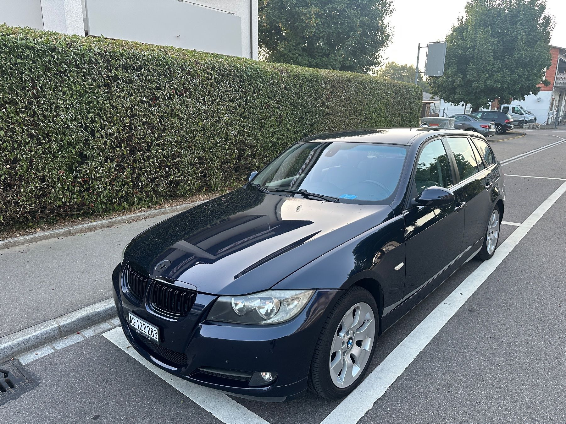 BMW Automobili: BMW 320i mit MFK Automat – Usato da Mellingen venduto da Gili_S 5