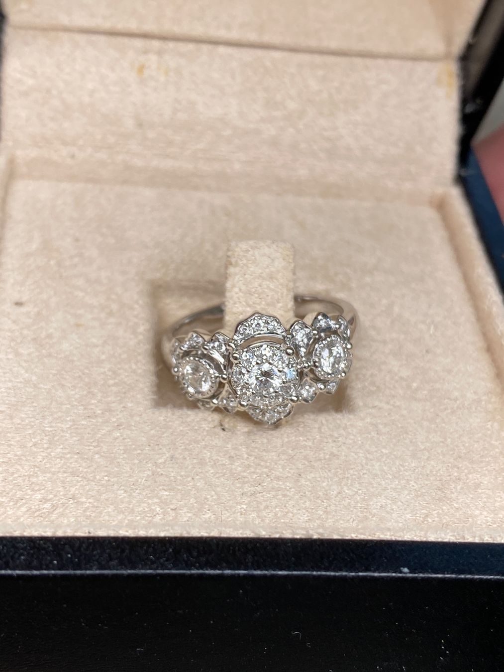 Anelli: Stillvoller Diamanten Ring – Nuovo e nell'imballaggio originale da Sarnen venduto da Yingsperlen1