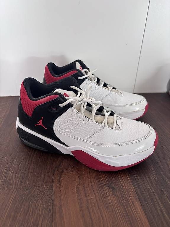 Chaussures hommes: Nike Air Jordan – D'occasion à Oberdorf SO par fel_tg7b