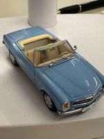 Minichamps - Mercedes-Benz 230 SL Cabrio hellblau 1:43