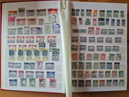 Briefmarken weltweit in Album A22 Zustand gemäss Bilder
