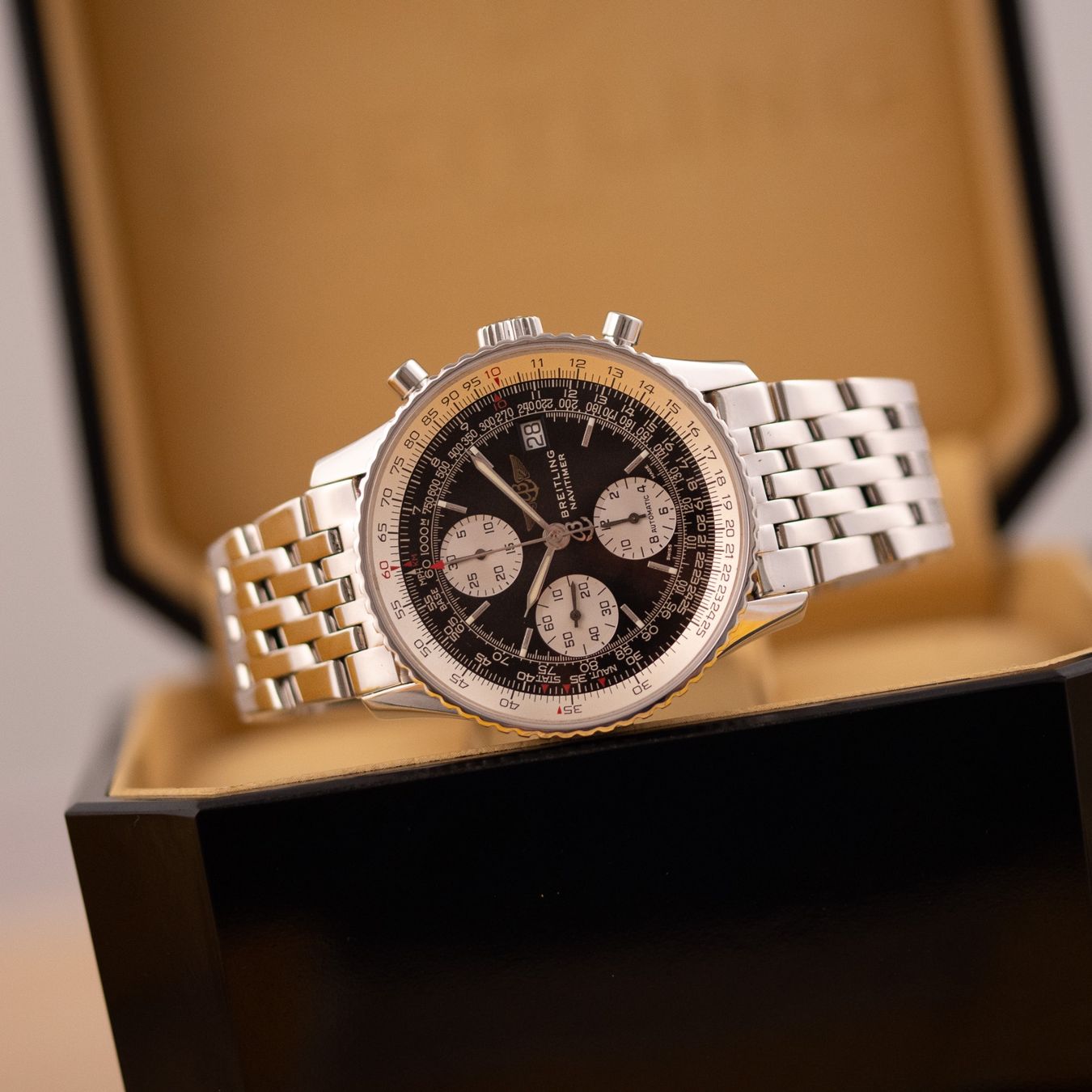 Breitling Orologi: Breitling Navitimer / A13322 / 2003 / Full Set – Usato da Luzern venduto da PrimeSwissTime 1