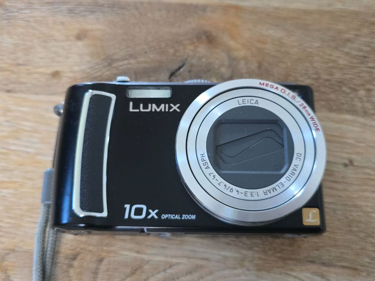 Panasonic Fotocamera: Panasonic Lumix DMC-TZ5 – Usato da Wallisellen venduto da theblacksheep