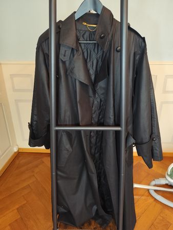 Schwarzer, eleganter Wintermantel für Damen, Grösse 44